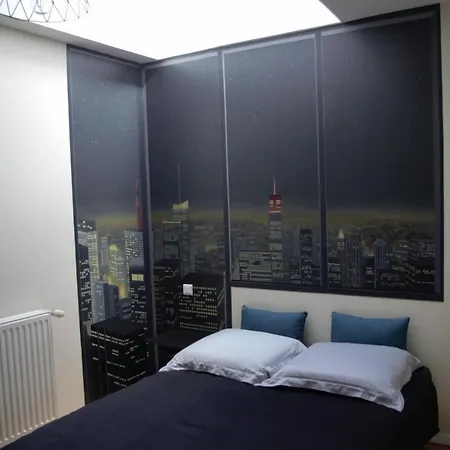 La Maison De L Artiste - D'hôtes à - Avec Jacuzzi