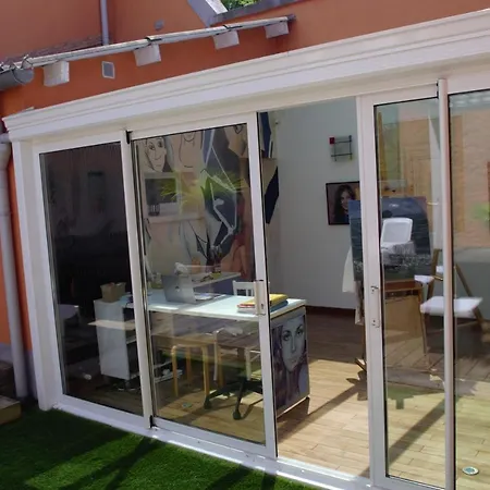 La Maison De L Artiste - D'hotes A - Avec Jacuzzi فندق مبيت وإفطار فردان سور ميوز