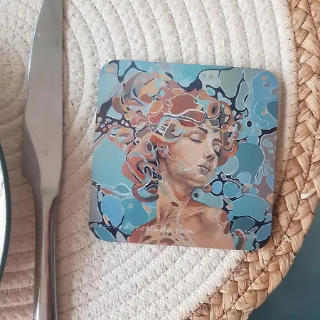 La Maison De L Artiste - D'hôtes à - Avec Jacuzzi Bed & Breakfast