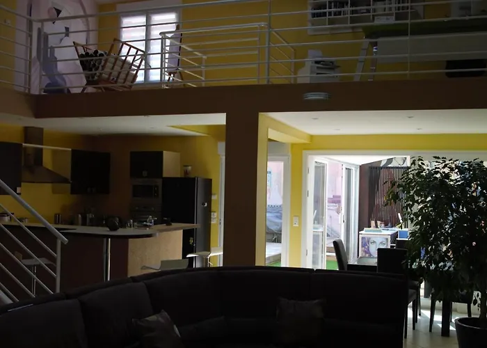 Bed & Breakfast La Maison De L Artiste - D'hotes A - Avec Jacuzzi