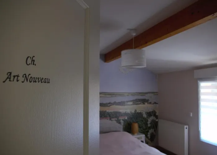 La Maison De L Artiste - D'hotes A - Avec Jacuzzi Bed & Breakfast Verdun-sur-Meuse